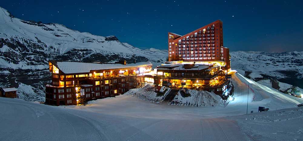 旅游滑雪中心。 Valle Nevado智利